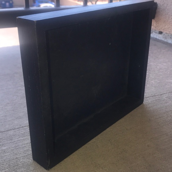 Decor - Picture 4 of 5